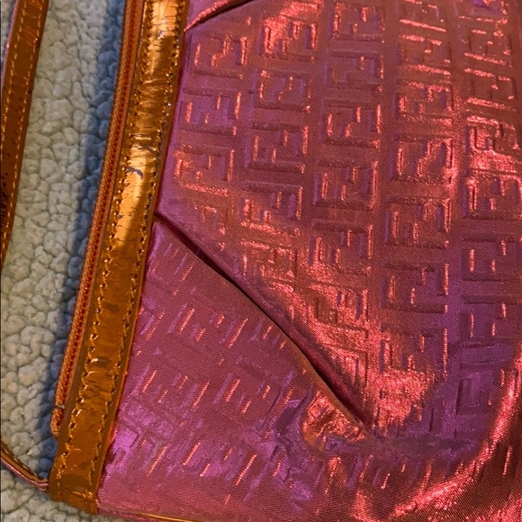 Fendi wristlet metallic pink and orange super cute - Picture 4 of 5